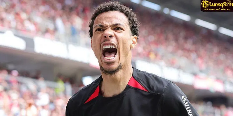 Hugo Ekitike - Tiền đạo cho câu lạc bộ bóng đá Liverpool tại Premier League